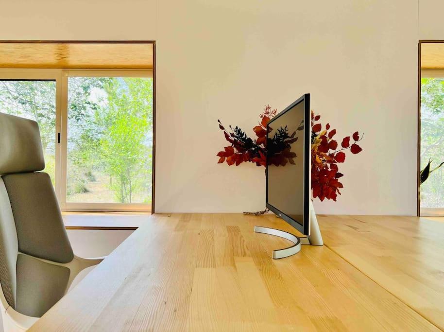 Eco Tiny Home & Office For Digital Nomads Vallmoll Екстер'єр фото